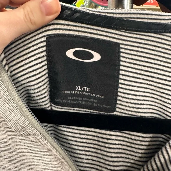 Oakley heather gray fleece lined jacket dawn patrol training - Picture 5 of 10